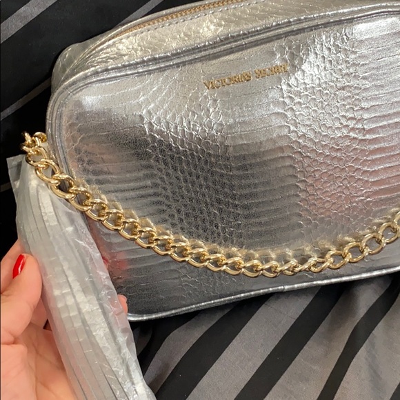 None - Picture 2 of 2